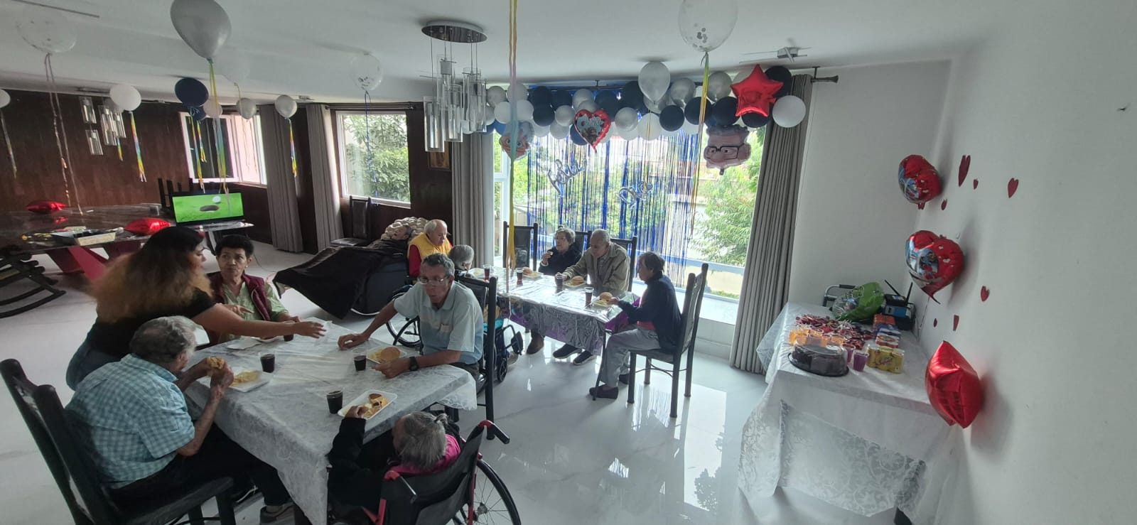 Instalaciones seguras y accesibles para adultos mayores